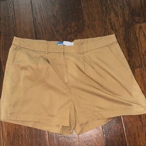 Old Navy Taylor Tan Shorts Classic Casual Style